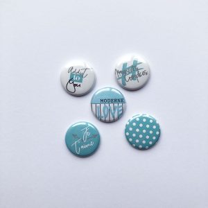 Badges "Infini" addict de toi, moment complices, pois , modern love, tendresse, amour, button flair, badge button pour scrapbook